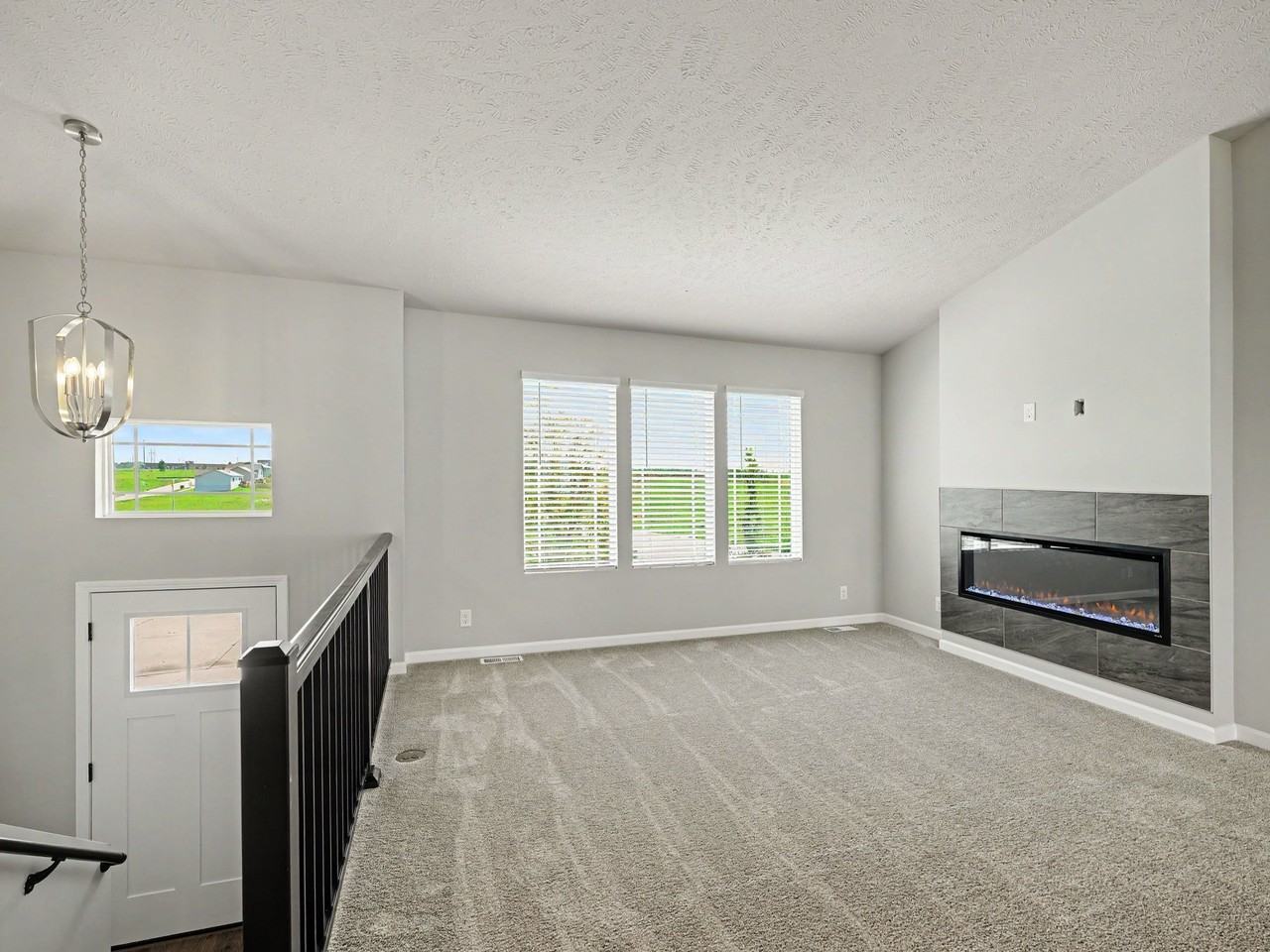 18616 Mary St - Photo 5 of 19