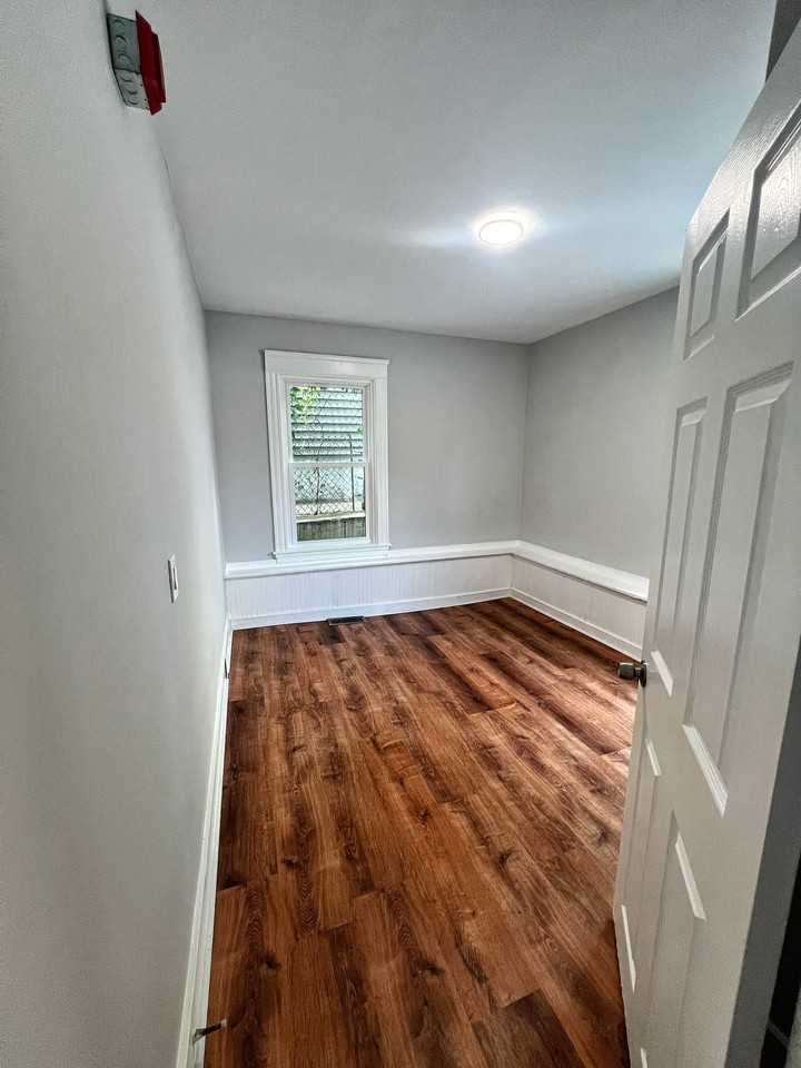 237 Cowden St #1 - Photo 5 of 8