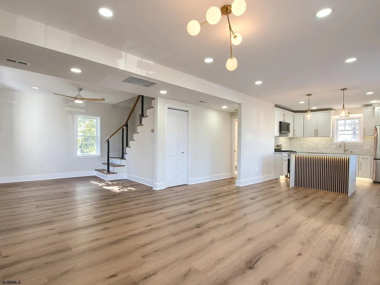 706 Augustine Rd - Photo 4 of 13
