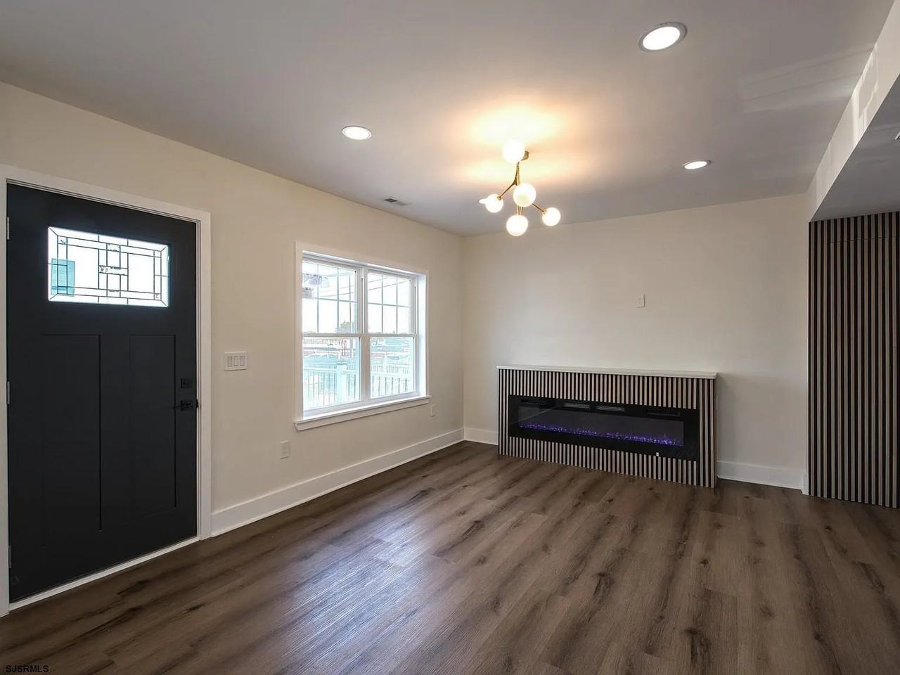 706 Augustine Rd - Photo 5 of 13