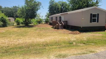 featured image of 5527 Lake View Dr