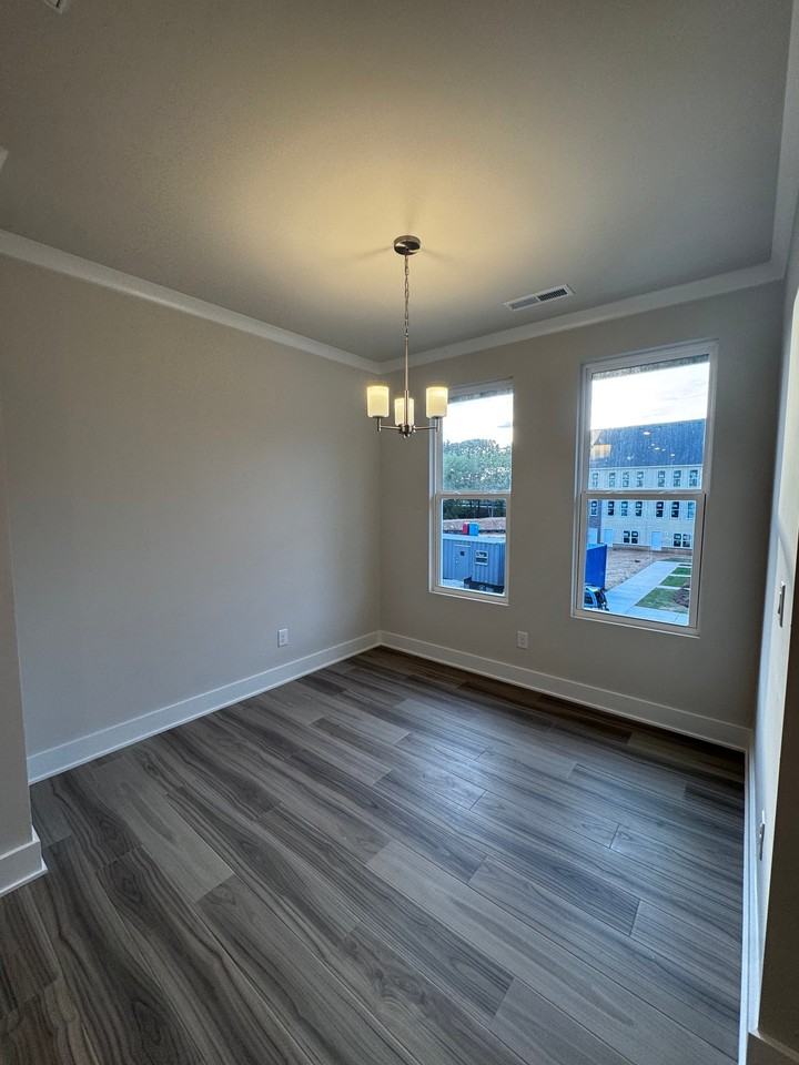 2017 Clarksdale Dr - Photo 6 of 20