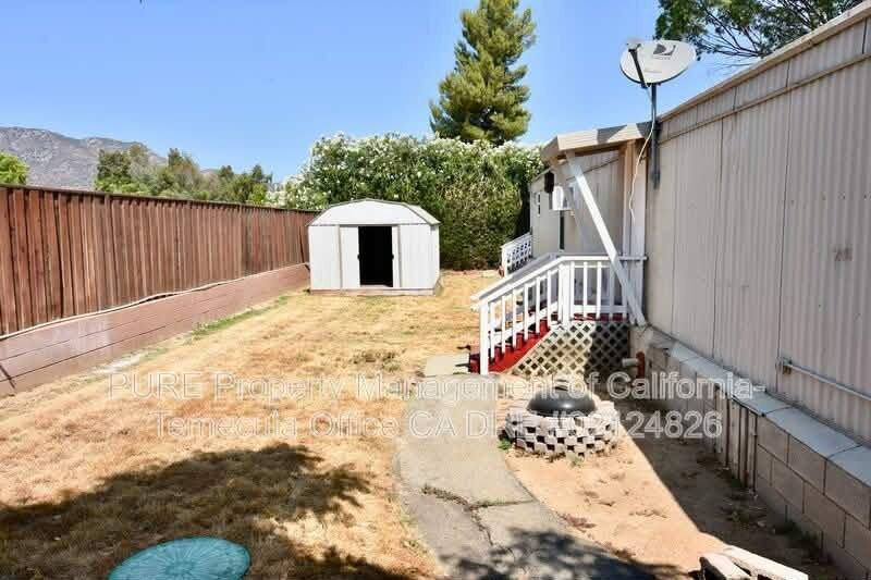 20319 Union St #B - Photo 3 of 15