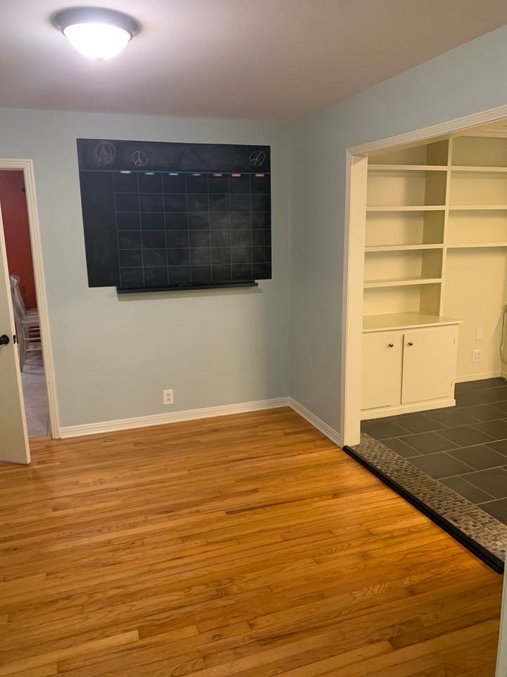 1006 Fribourg St - Photo 7 of 17