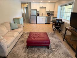 featured image of 1303 Highcrest Dr