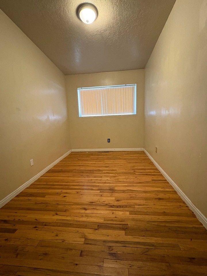 668 N 960 East St #1 - Photo 3 of 9