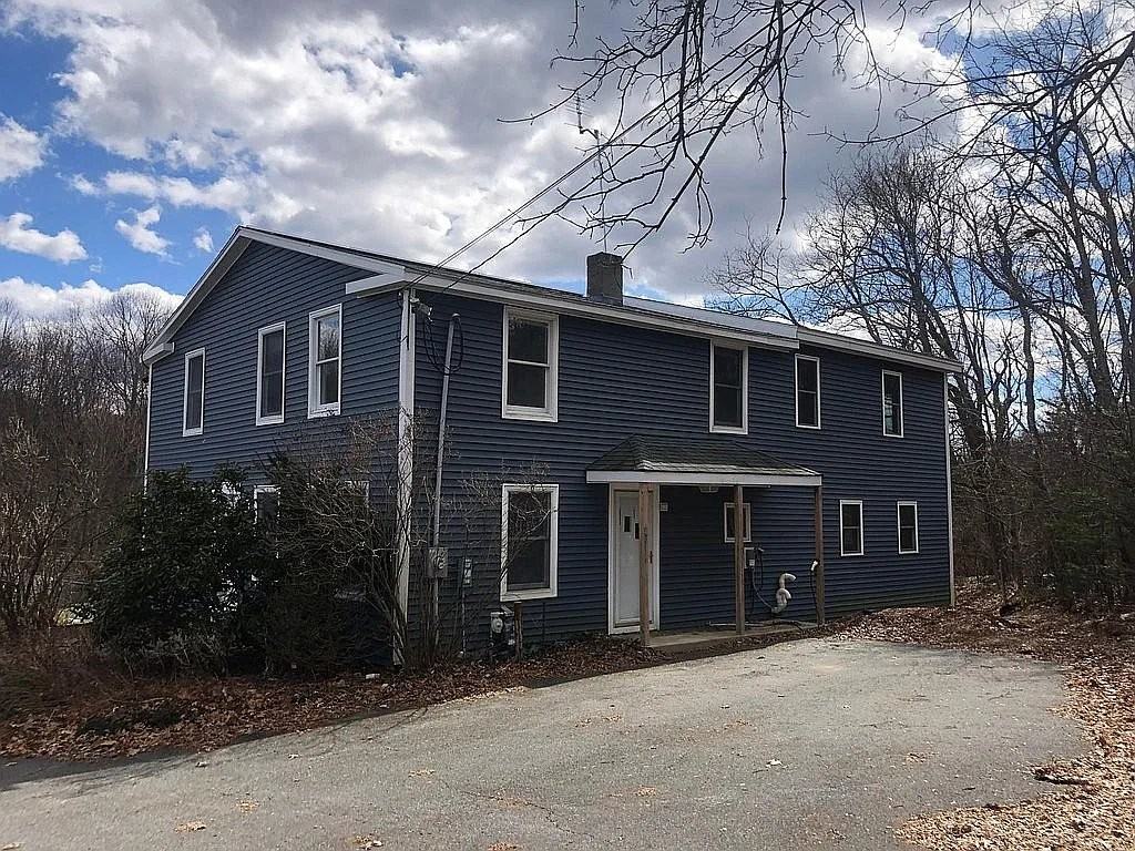 73 Carter St - Photo 2 of 11