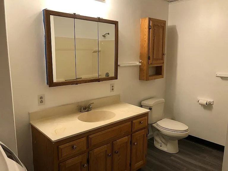 73 Carter St - Photo 6 of 11