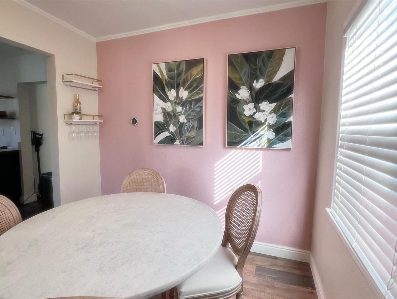 240 W Fern Ave - Photo 4 of 12