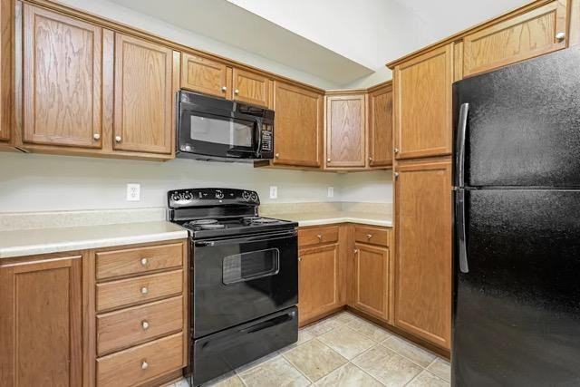 4645 E Colorado Ave - Photo 3 of 11