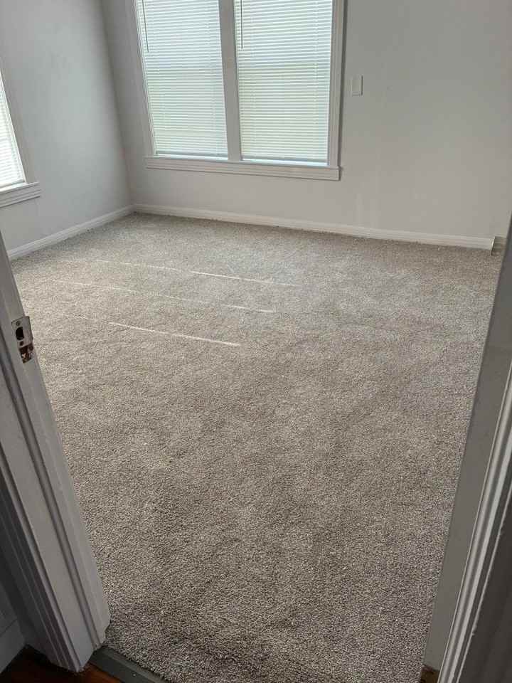 904 Alamo St - Photo 4 of 7