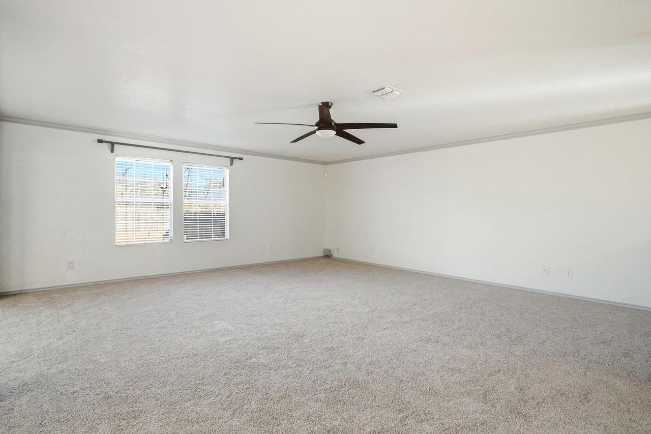 414 Spruce Breeze - Photo 7 of 20