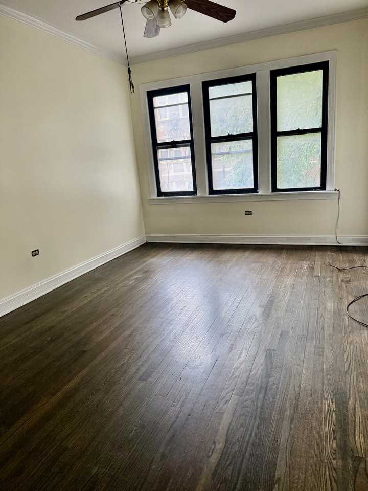 3402 W Carmen Ave #1 - Photo 3 of 12