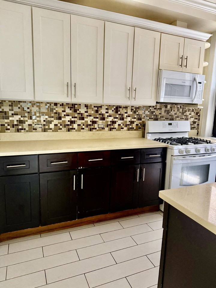 3402 W Carmen Ave #1 - Photo 5 of 12