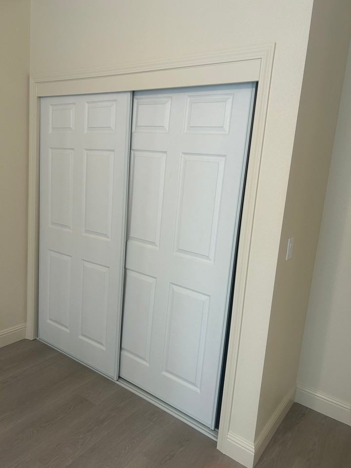 430 E Acacia St #1 - Photo 7 of 12