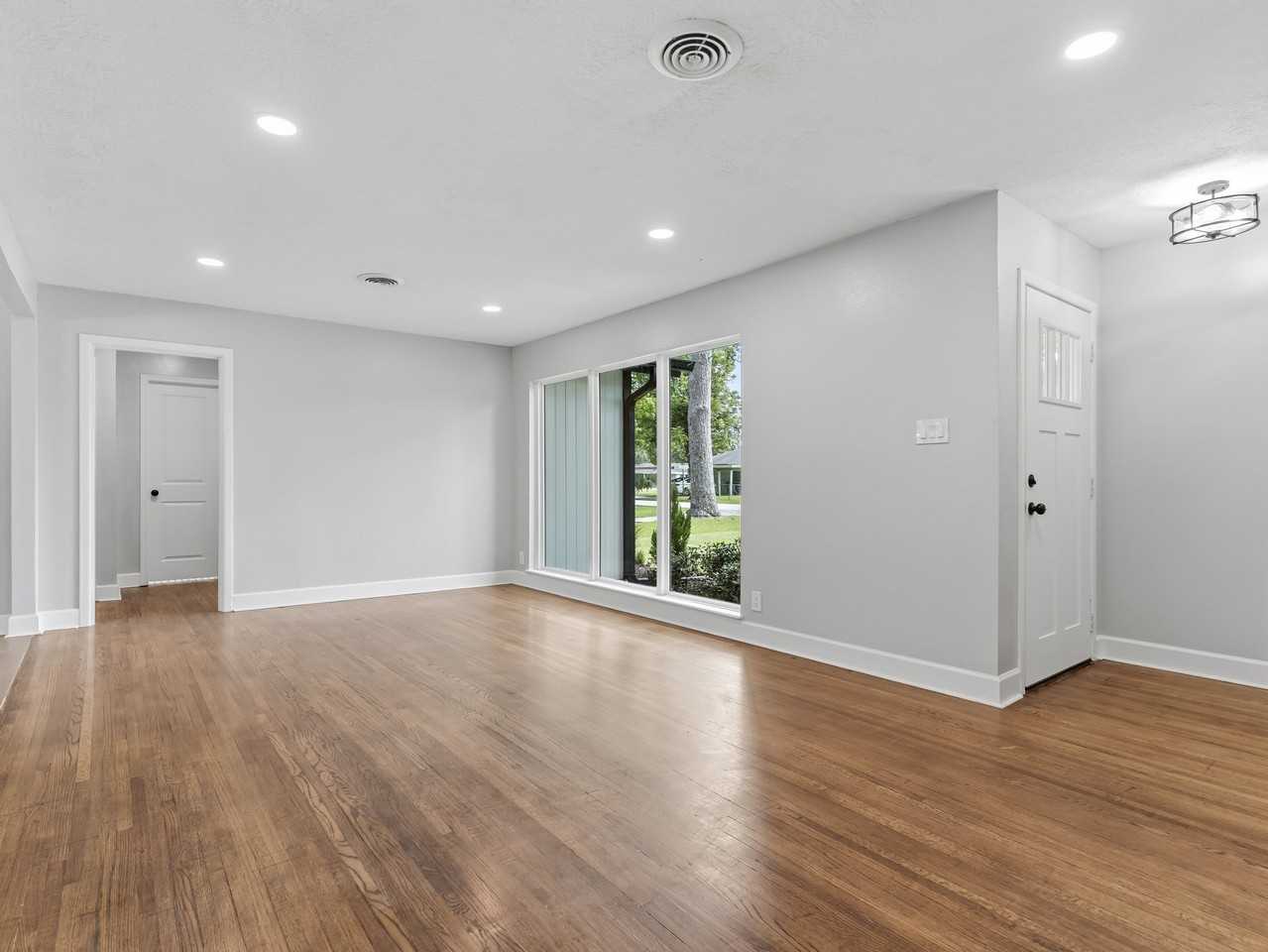 2270 21st St - Photo 6 of 19