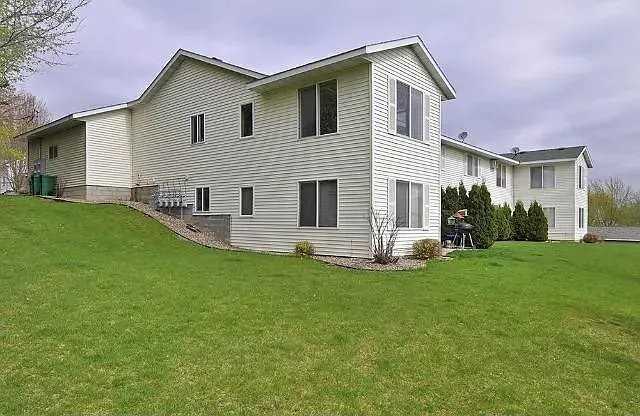 829 Reed Ave #2 - Photo 4 of 14