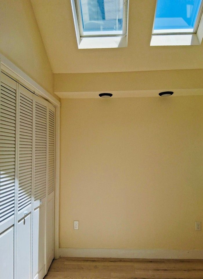 210 Brook Ave #C - Photo 5 of 8