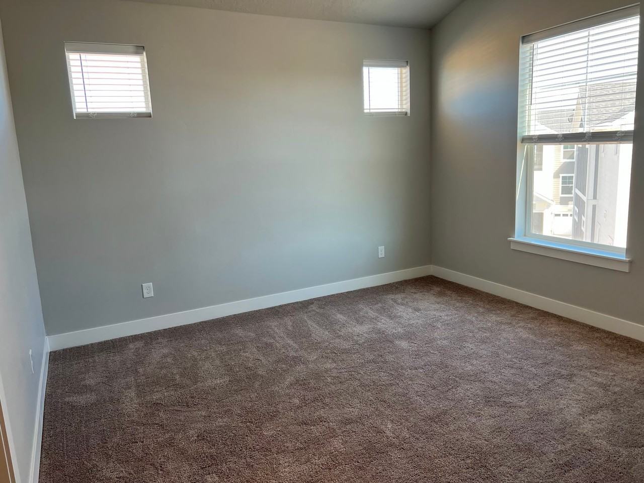 937 W Big Ben Ln - Photo 2 of 12