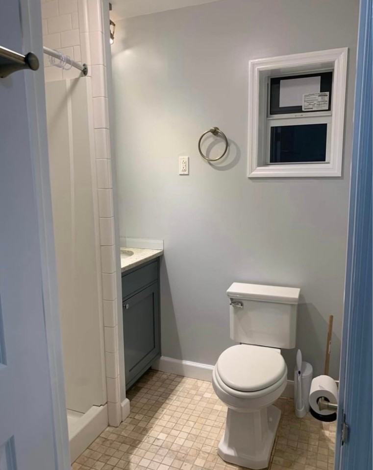 115 Carroll St - Photo 6 of 8