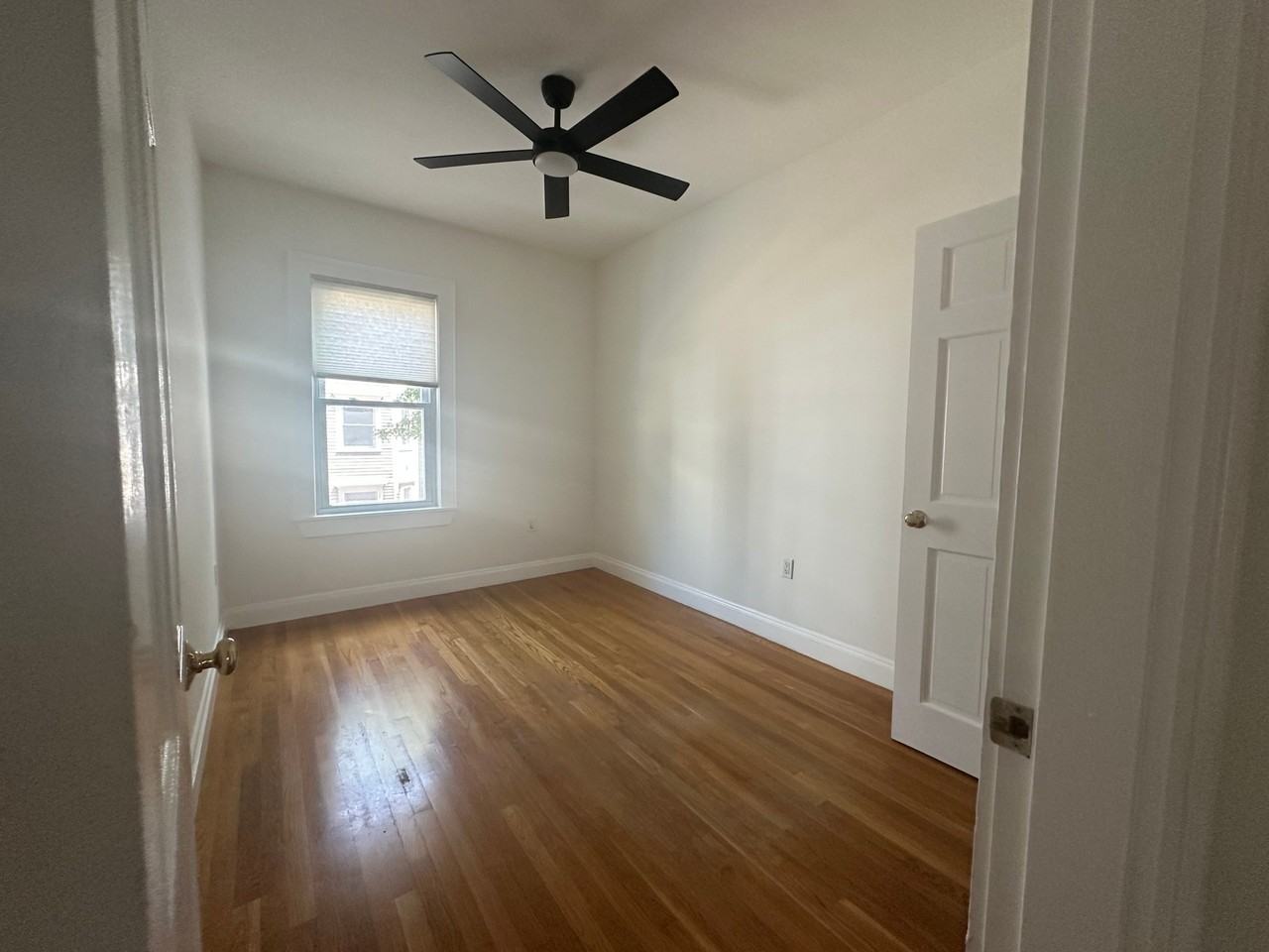 63 Gates St #2 - Photo 6 of 10