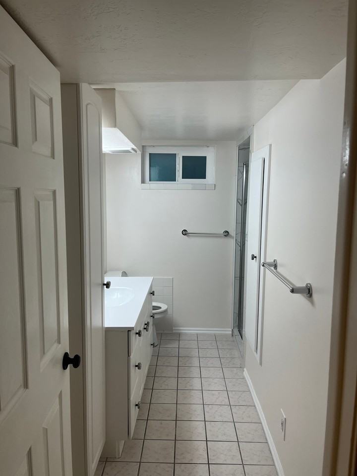 279 Peachtree Dr - Photo 7 of 11