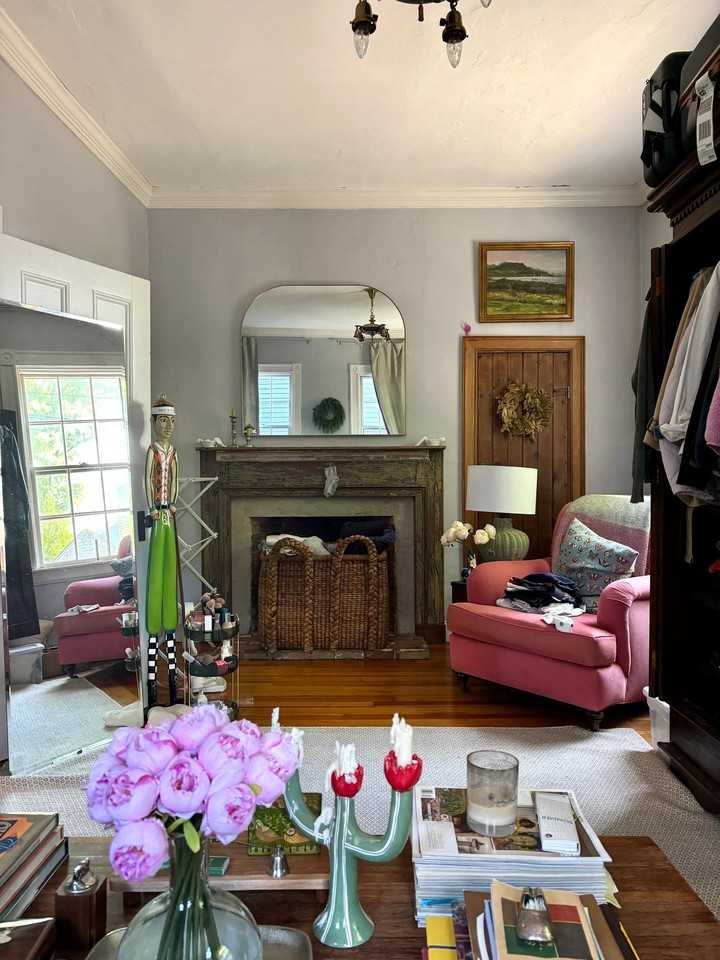 16 Sheldon St #1 - Photo 5 of 19
