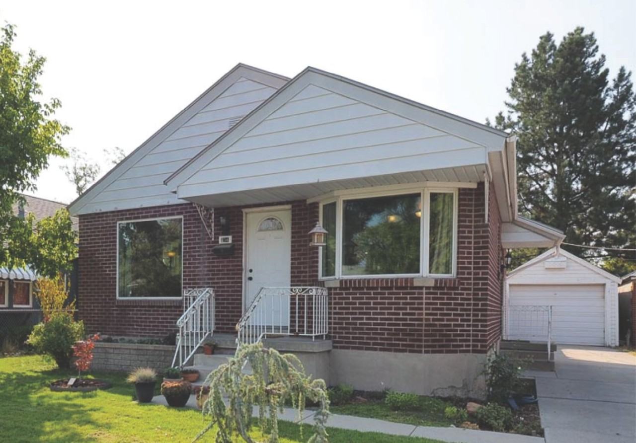 456 E St - Photo 2 of 15