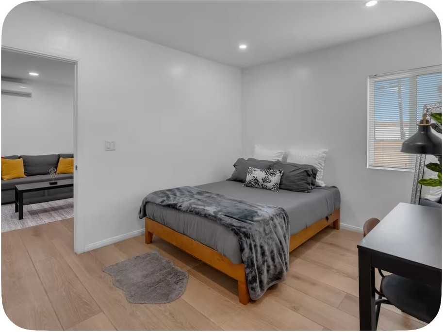 15114 Orange Ave - Photo 5 of 17