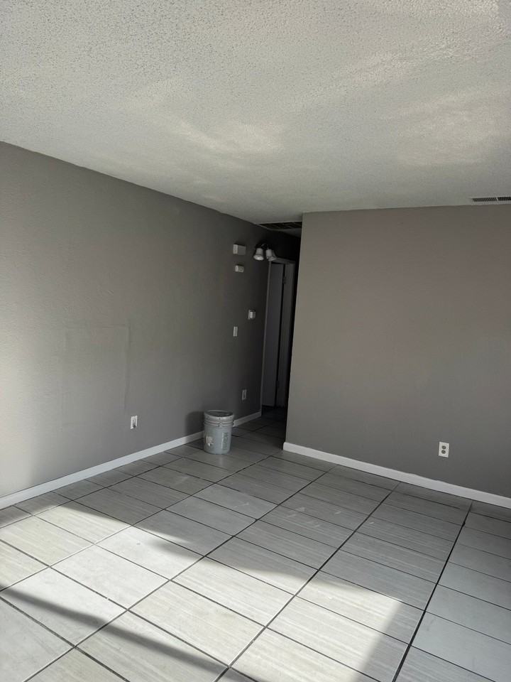 22 Martinique Ct #22 - Photo 5 of 5
