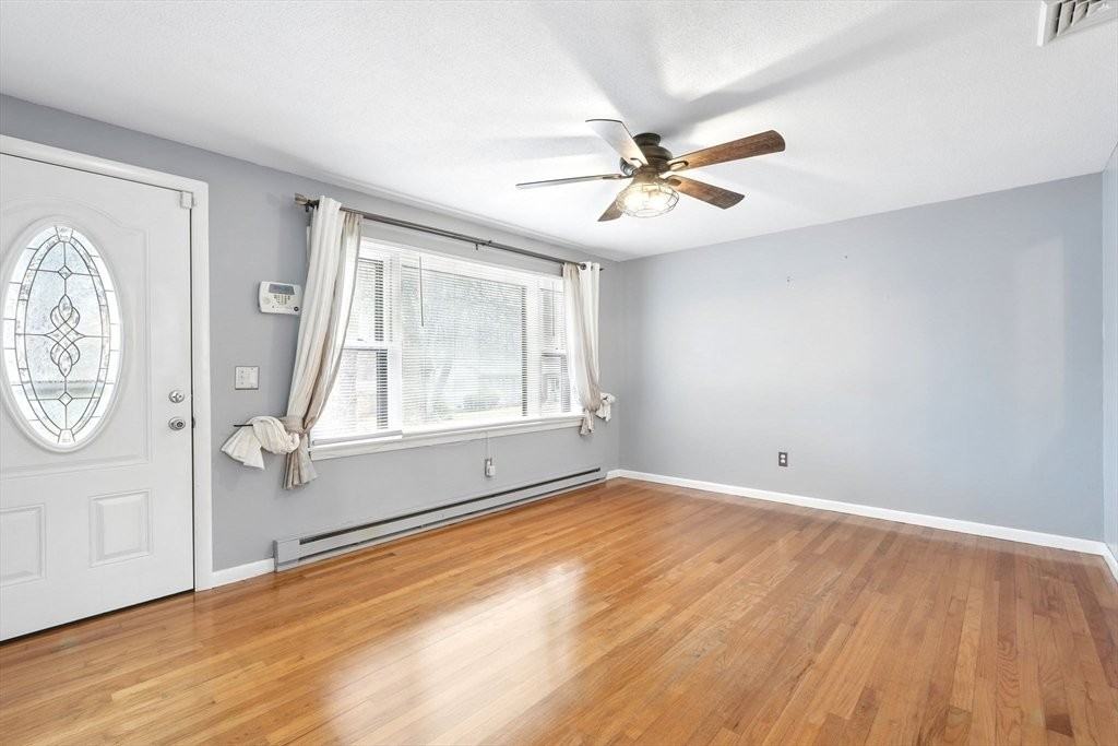 37 Gourley Rd - Photo 3 of 18
