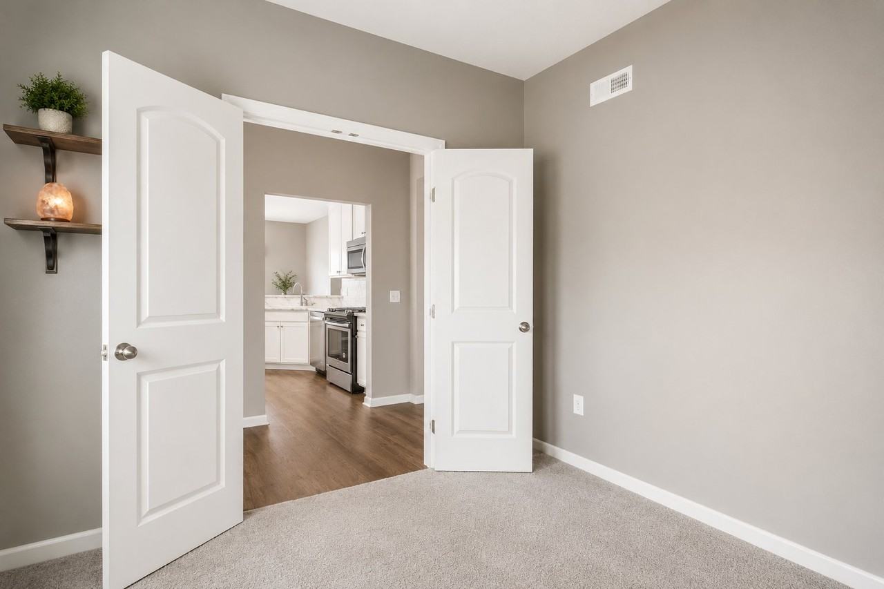 3607 Evelynton Ave - Photo 4 of 17