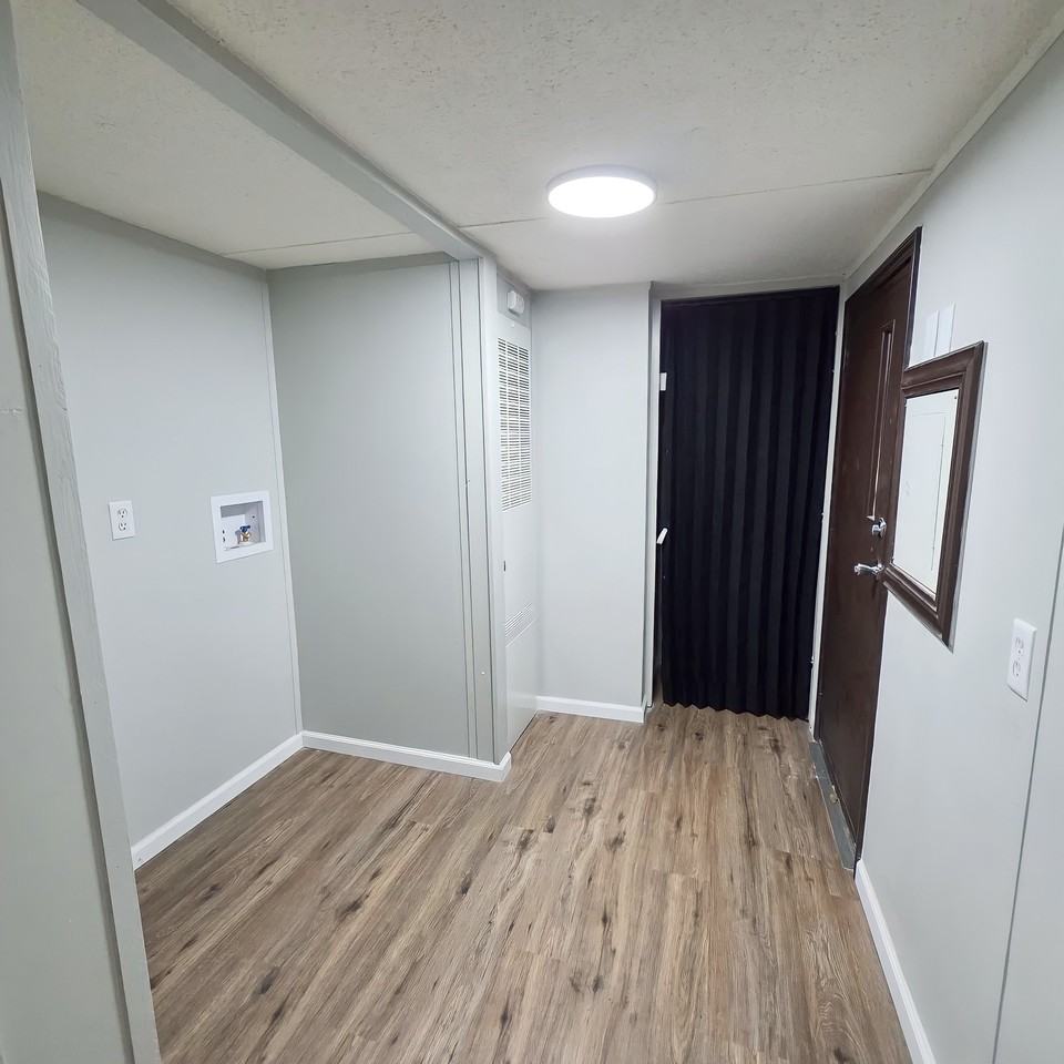 93 Deerwood Park - Photo 3 of 9