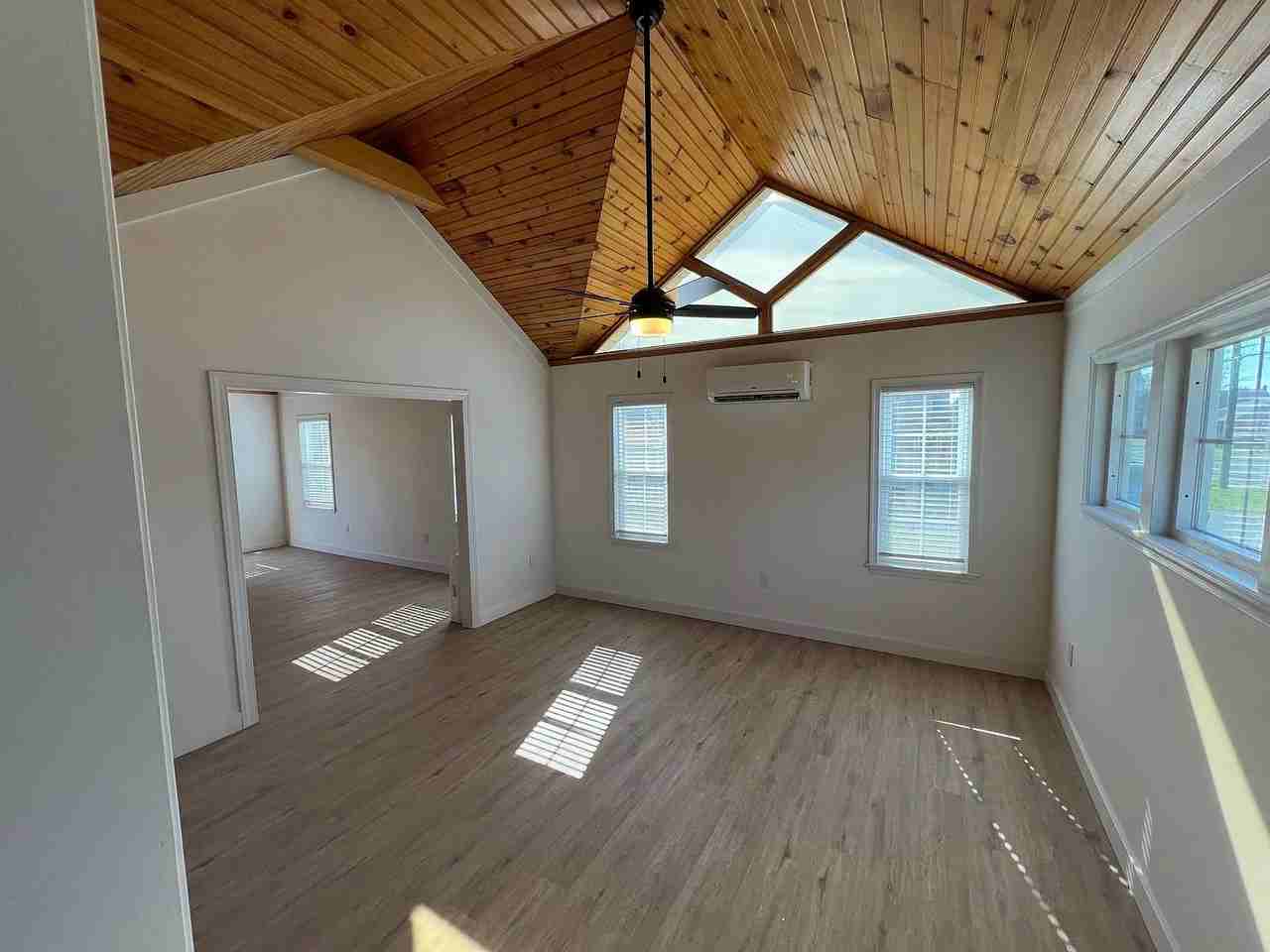 434 East Ave #A - Photo 2 of 13