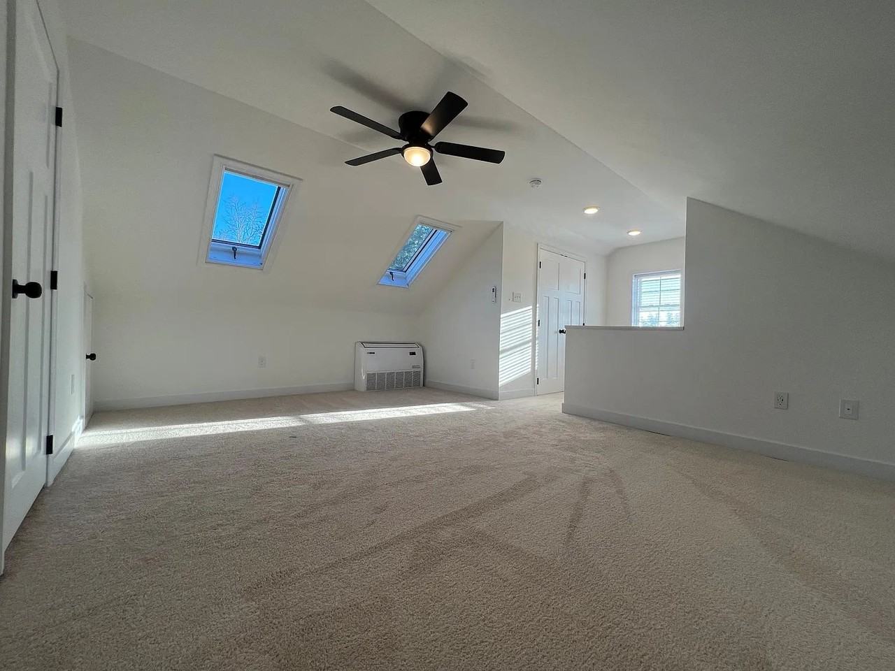 434 East Ave #A - Photo 7 of 13