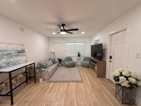 224 30th Ave N #D - Photo 1 of 1