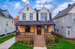 featured image of 1422 W 77th St