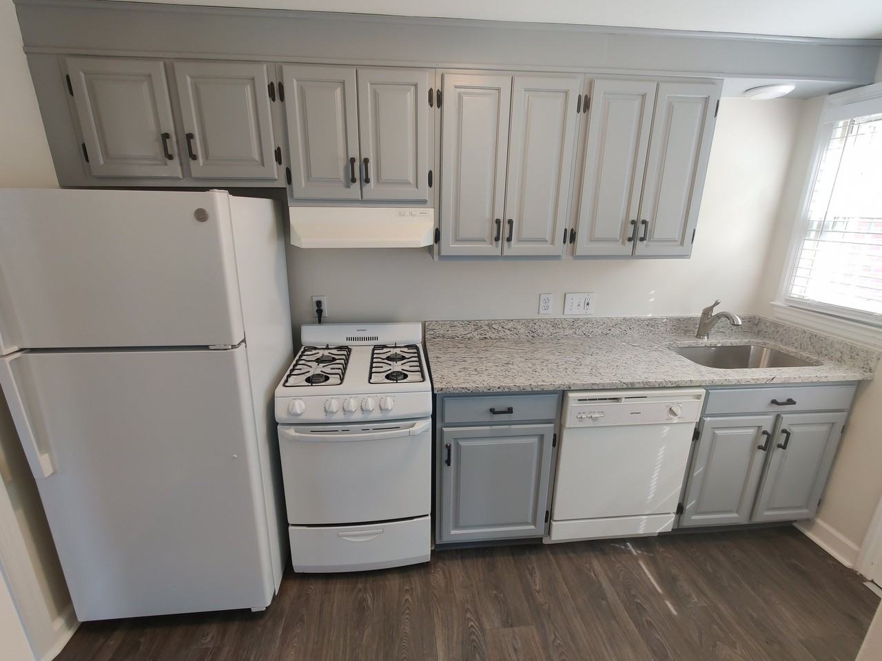 49 Mercury Ct - Photo 5 of 6