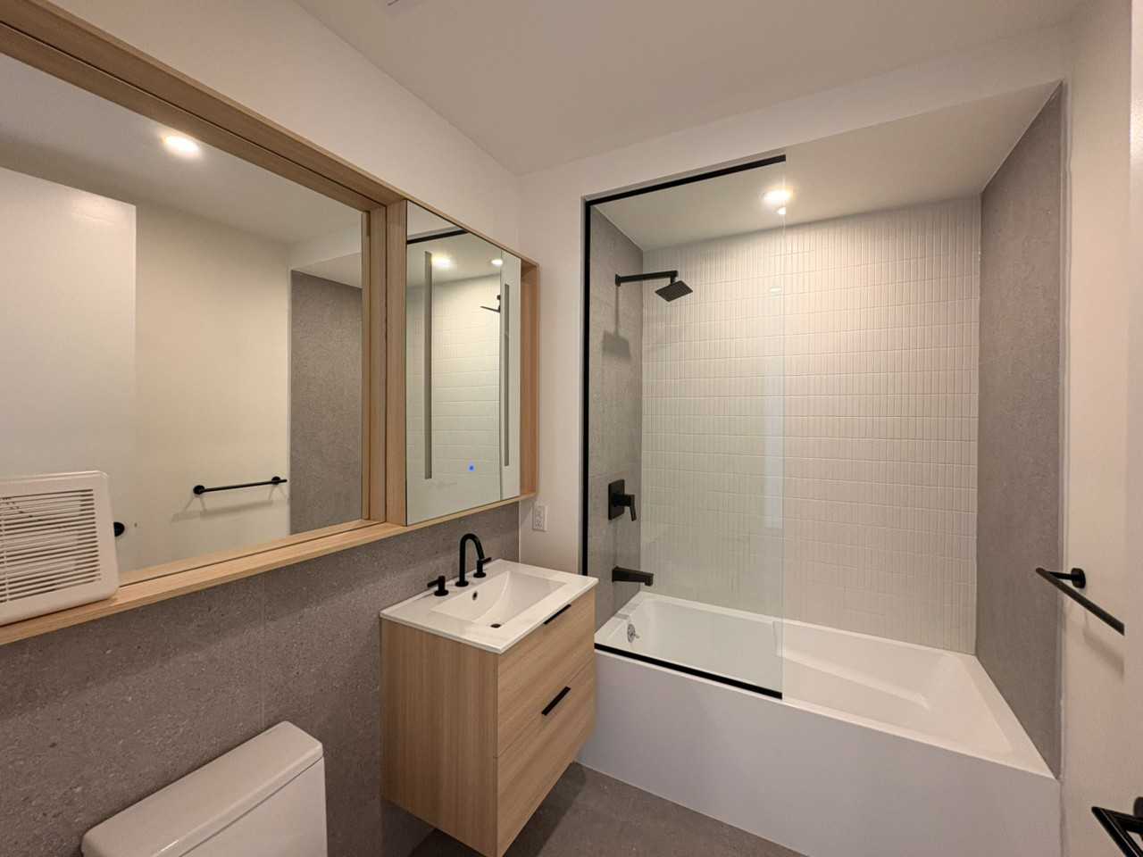 1010 Pacific Street #512 - Photo 6 of 7