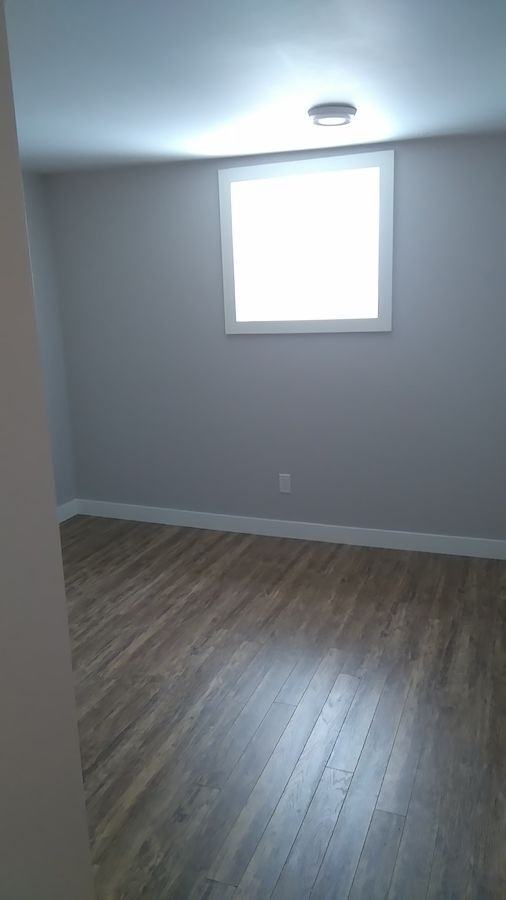 1940 26 Ave Sw - Photo 5 of 16