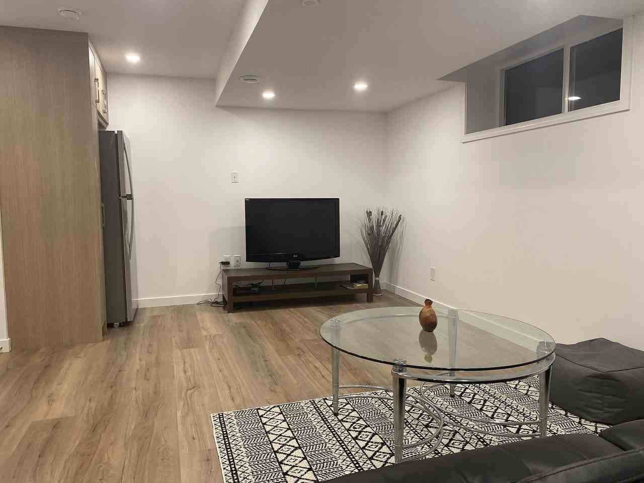 163 Autumn Cres Se - Photo 3 of 14