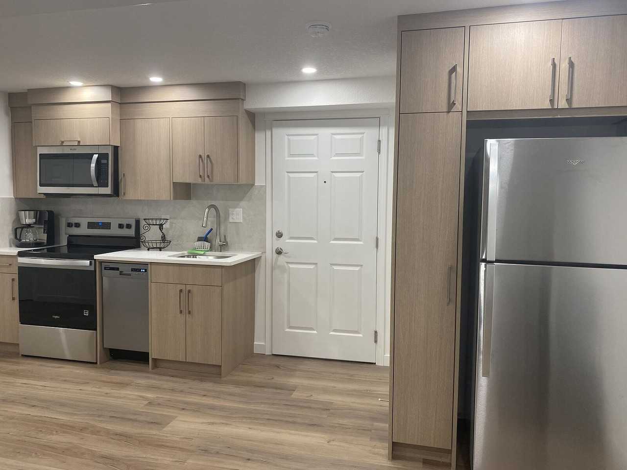 163 Autumn Cres Se - Photo 5 of 14