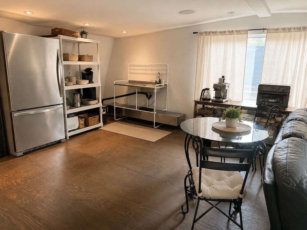 440 12 St Nw - Photo 3 of 8
