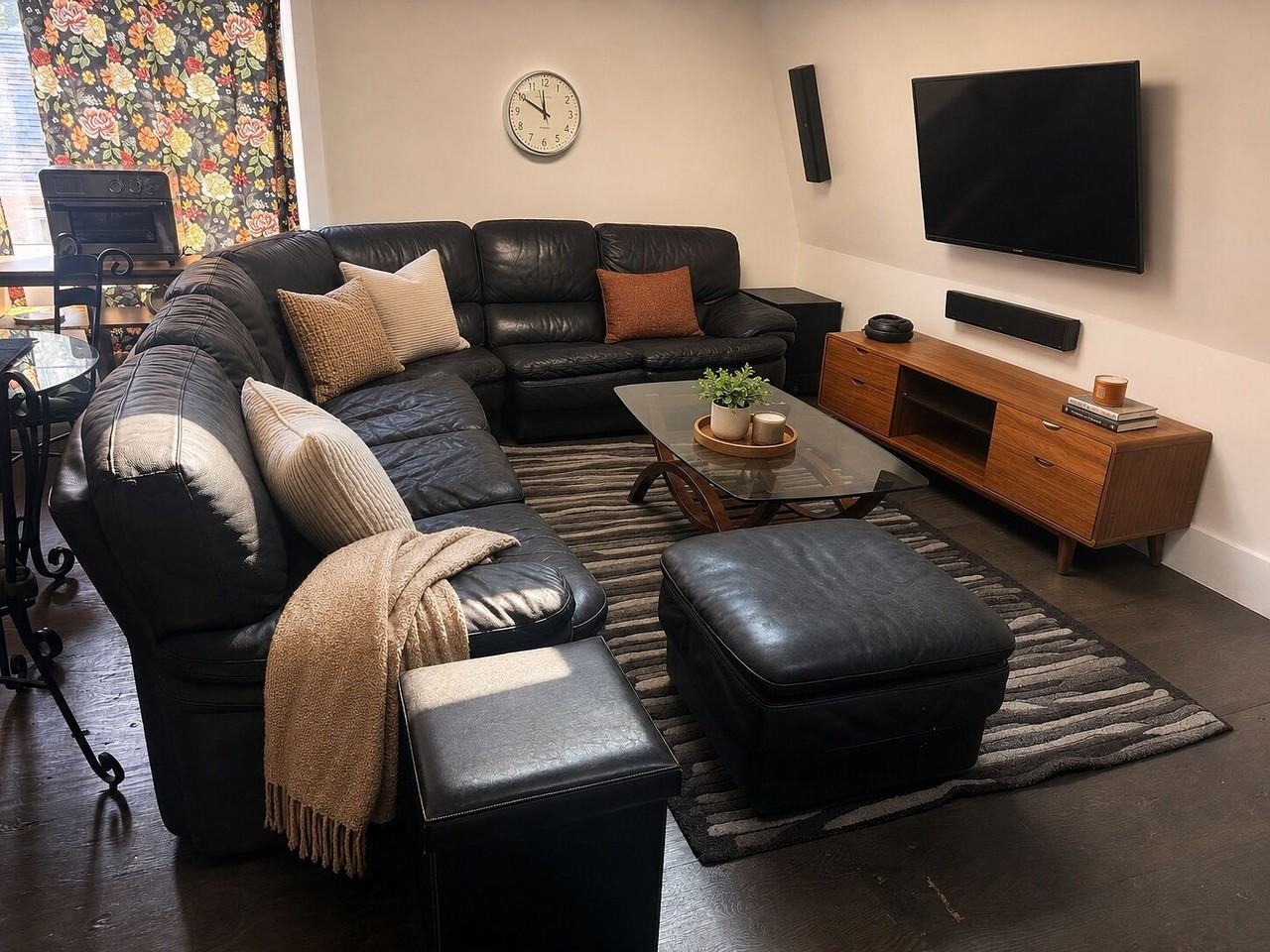 440 12 St Nw - Photo 5 of 8