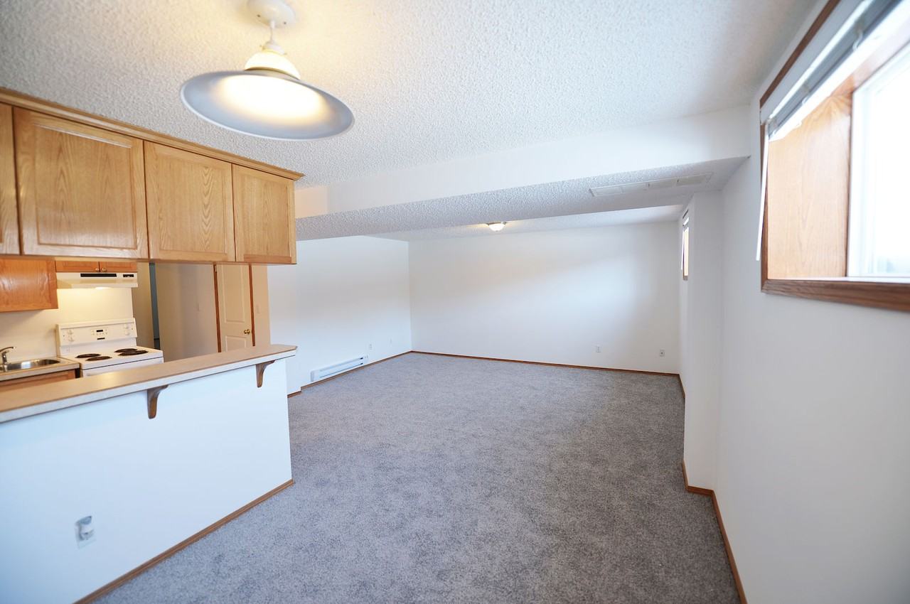 186 Arbour Stone Pl Nw - Photo 6 of 20