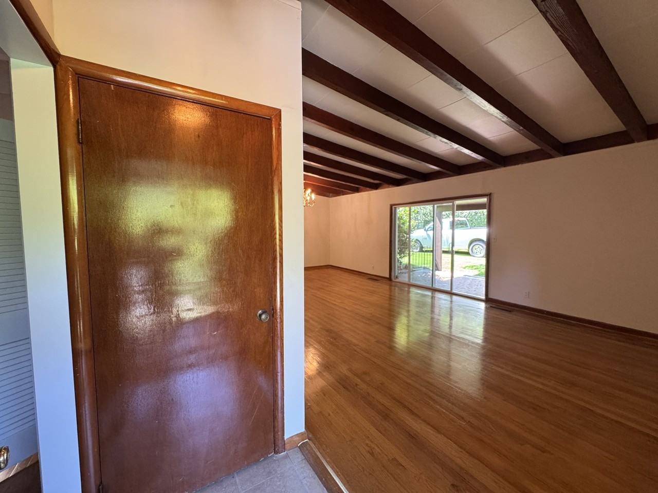 3930 Montclair Rd #L - Photo 3 of 50