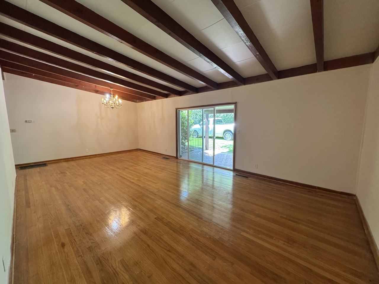 3930 Montclair Rd #L - Photo 6 of 50
