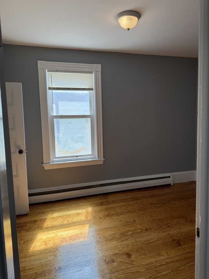 252 E Cottage St #NA - Photo 7 of 23