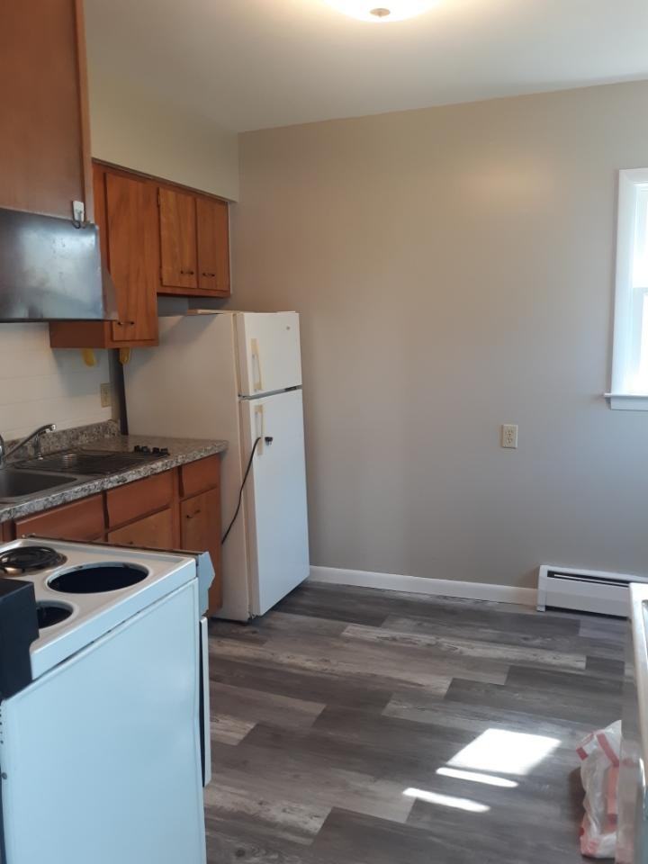 Hutchins St #19 - Photo 2 of 8