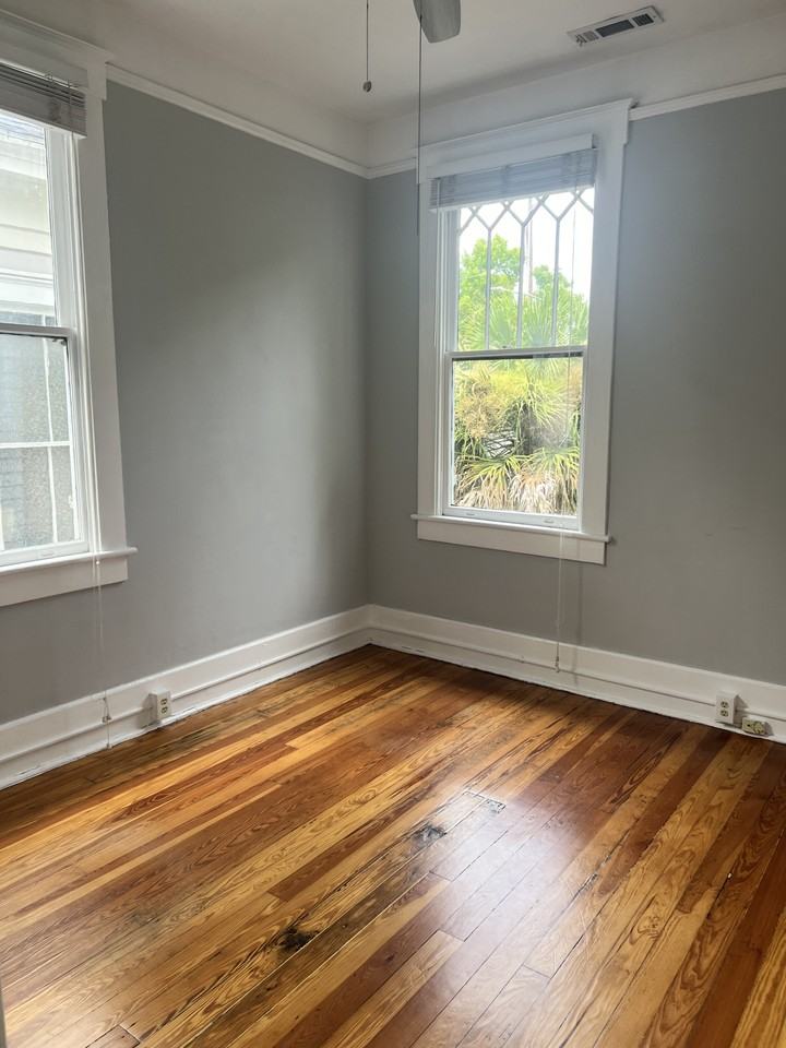 903 E Henry St #NA - Photo 5 of 13